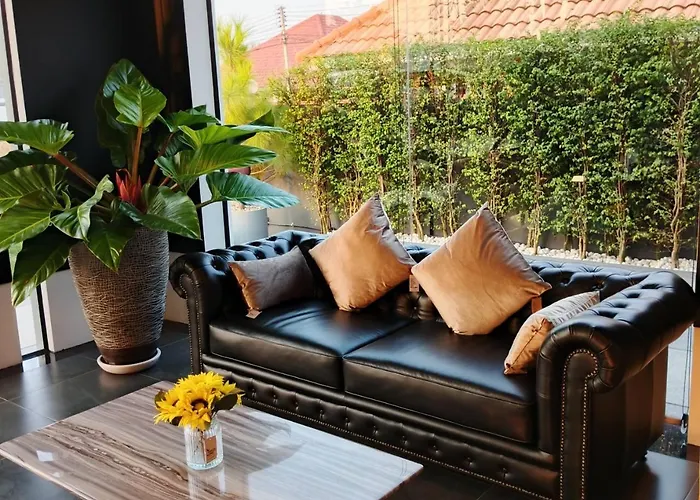 The Richer โรงแรม *